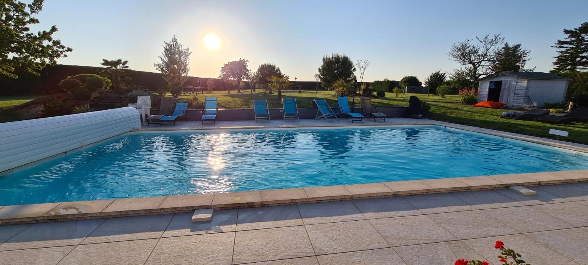 Bed and Breakfast A La Gloriette Neuville-du-Poitou Exterior foto